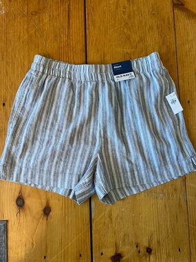 Old Navy Gray and White Striped Elastic Waist Shorts